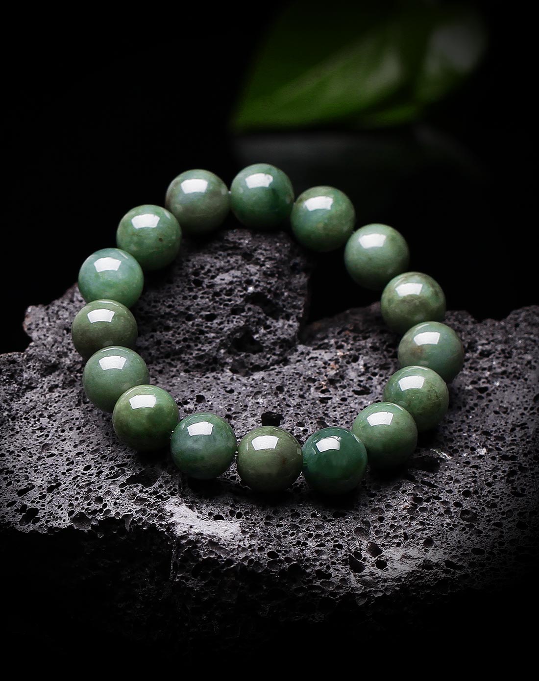 糯种油青绿翡翠手串(附证书)