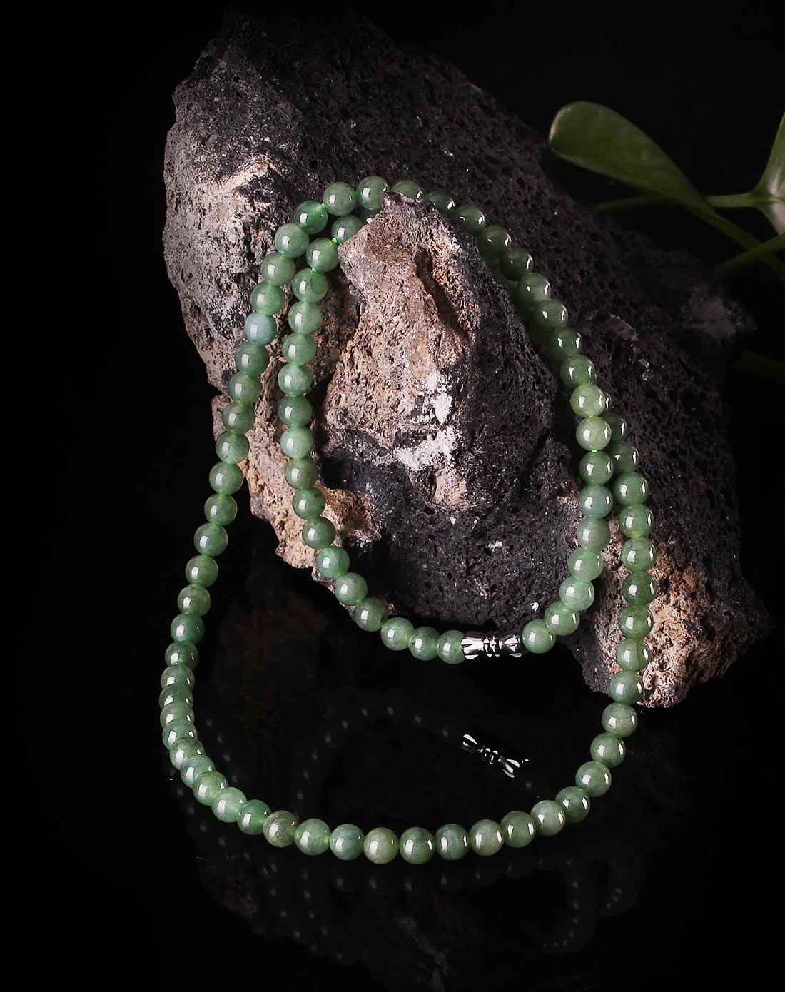 富贵十足油青绿翡翠项链(附证书)