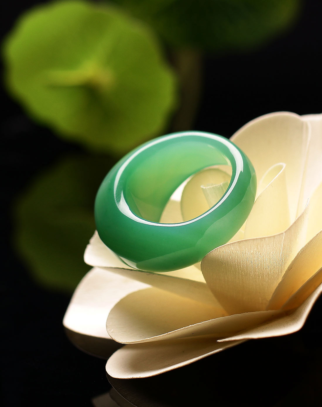 首发 天然绿玛瑙戒指(附证书)