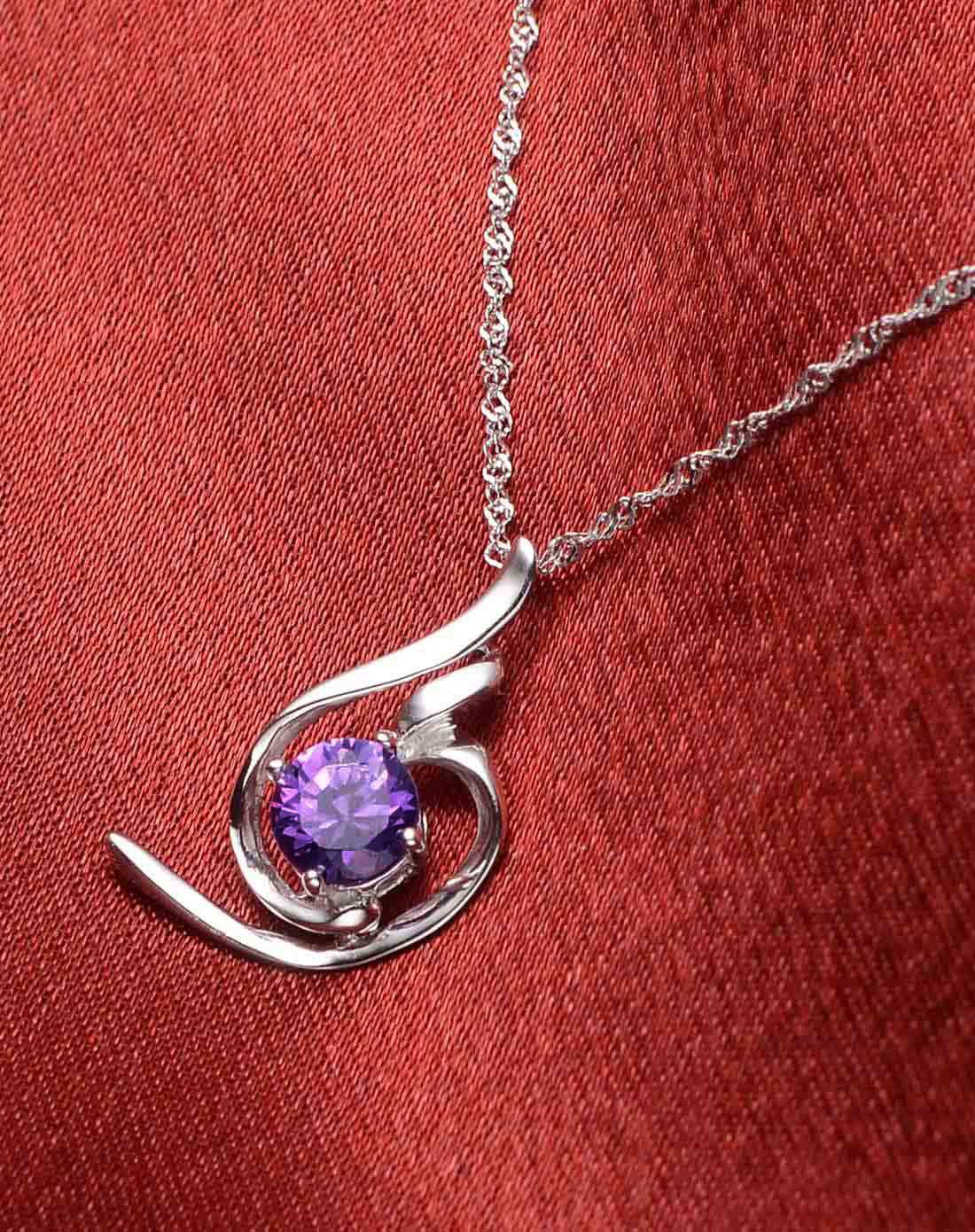 925纯银超闪紫钻时尚项链 唯一