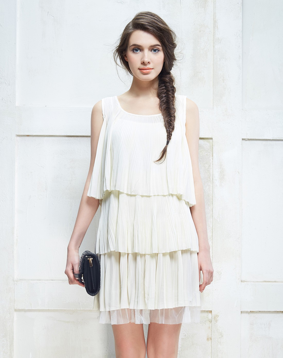 (特惠)本白风琴绉塔裙