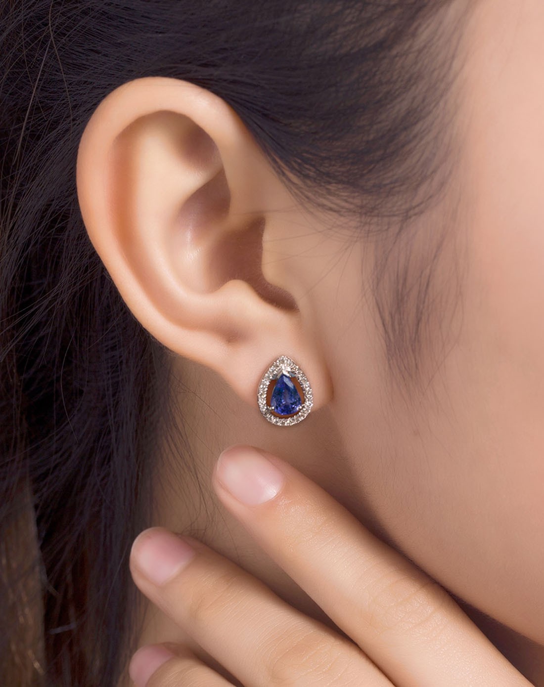 白18k金1.21ct坦桑石耳钉