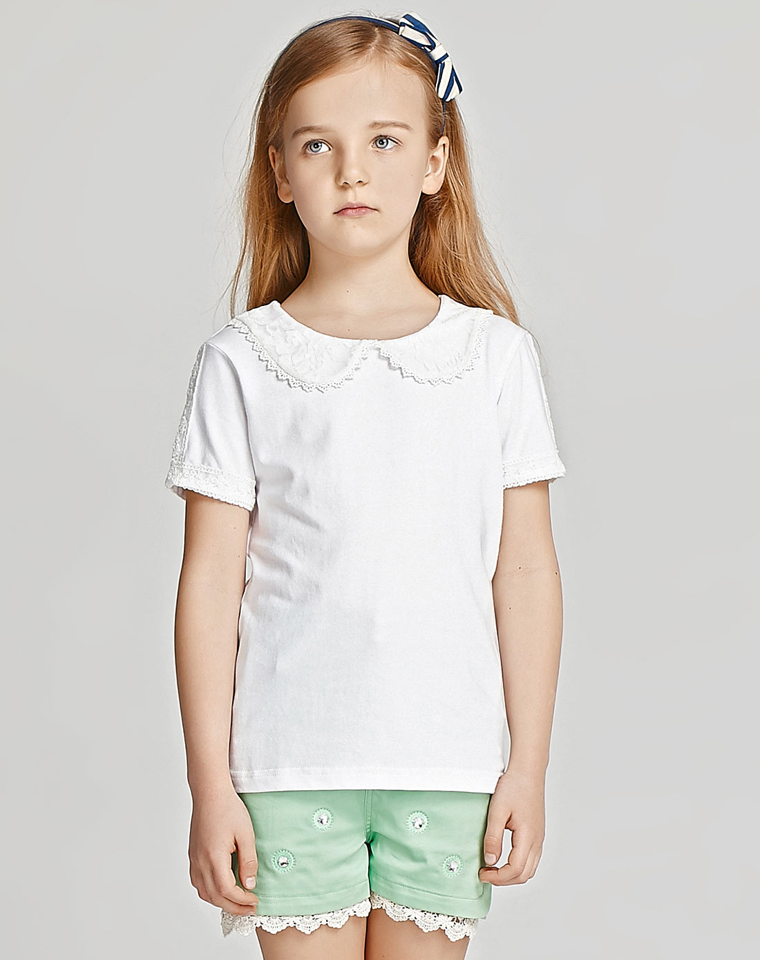 女童白色短袖t恤