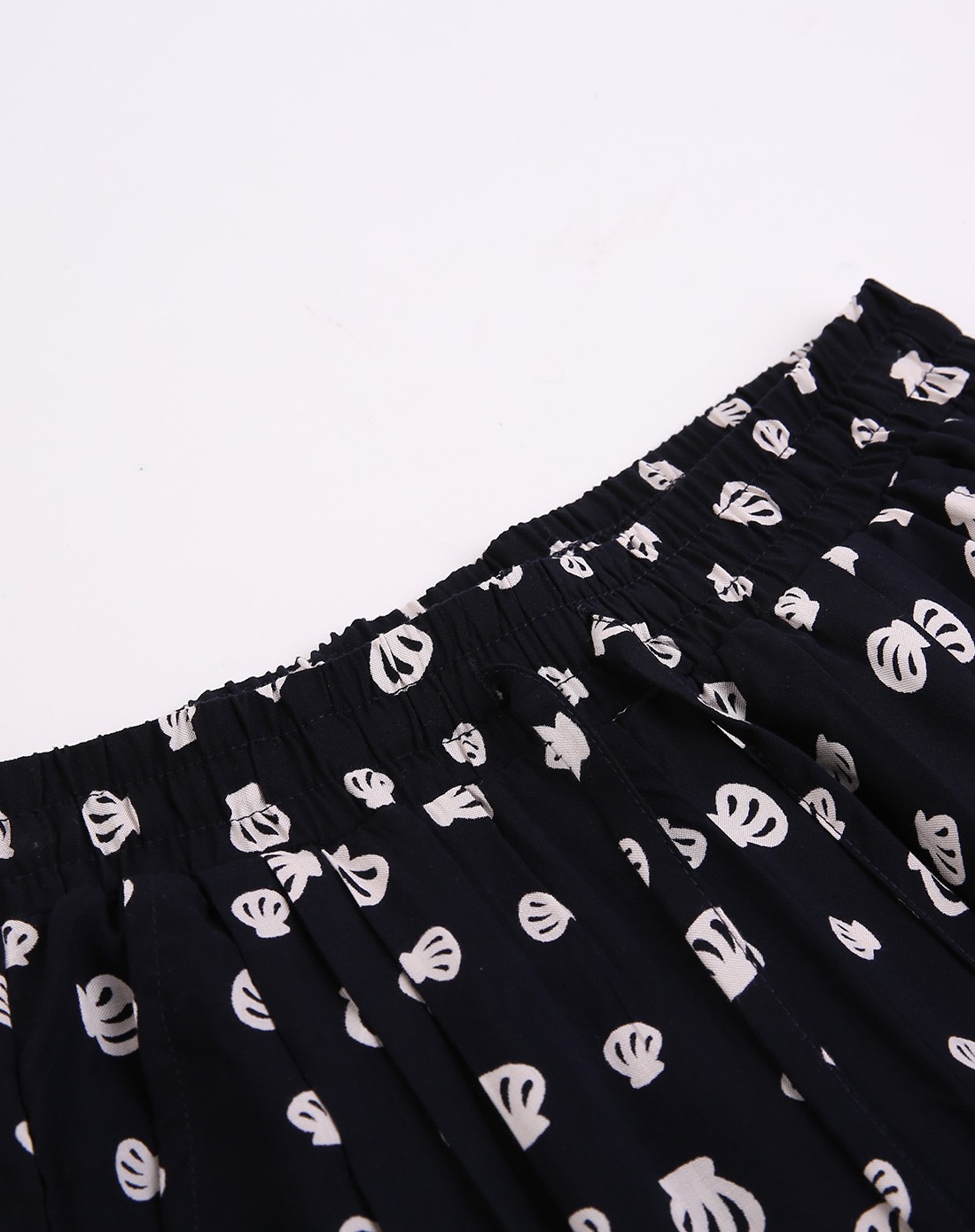 女款贝壳花版休闲裤