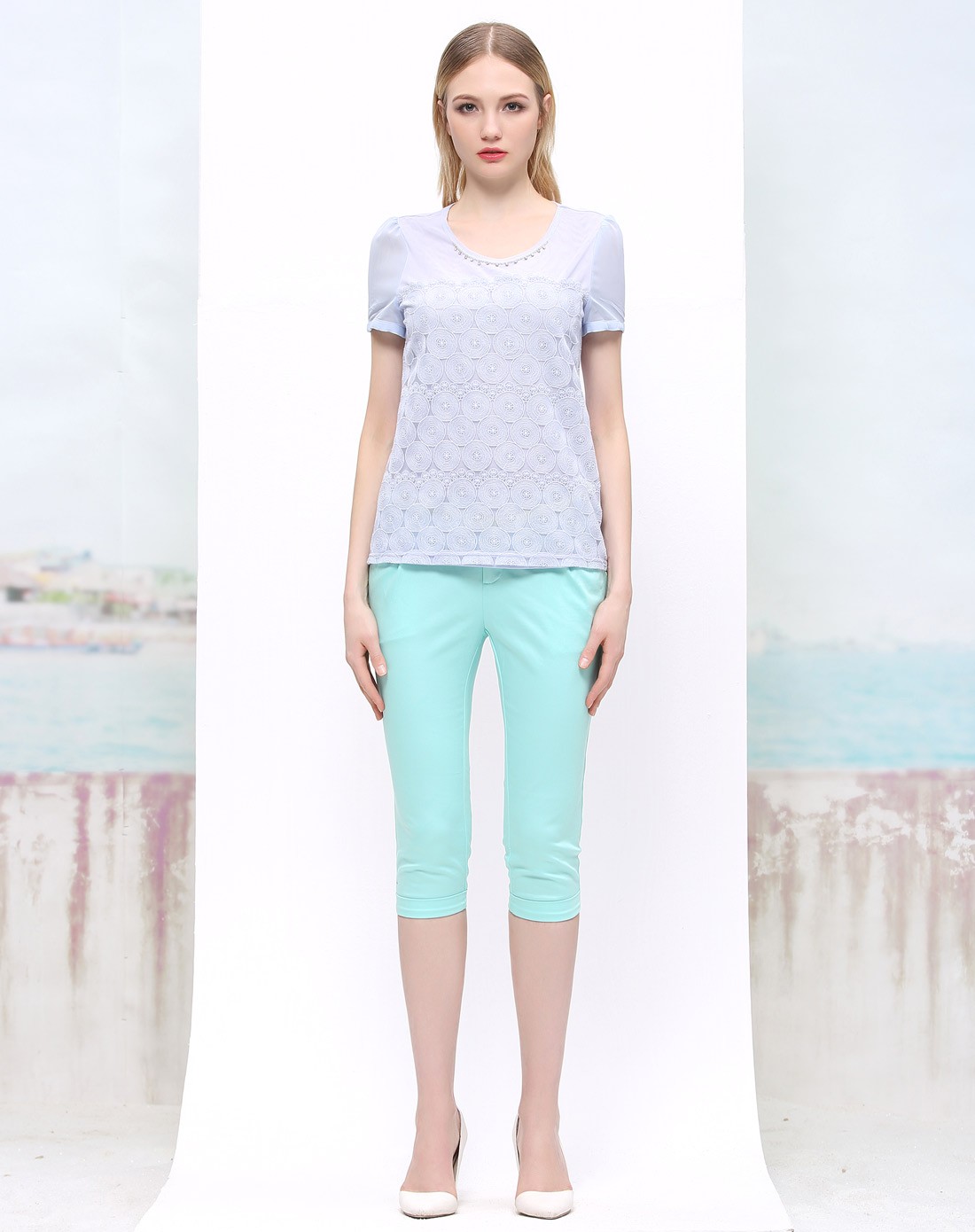 淡紫蓝铜钱提花短袖t恤