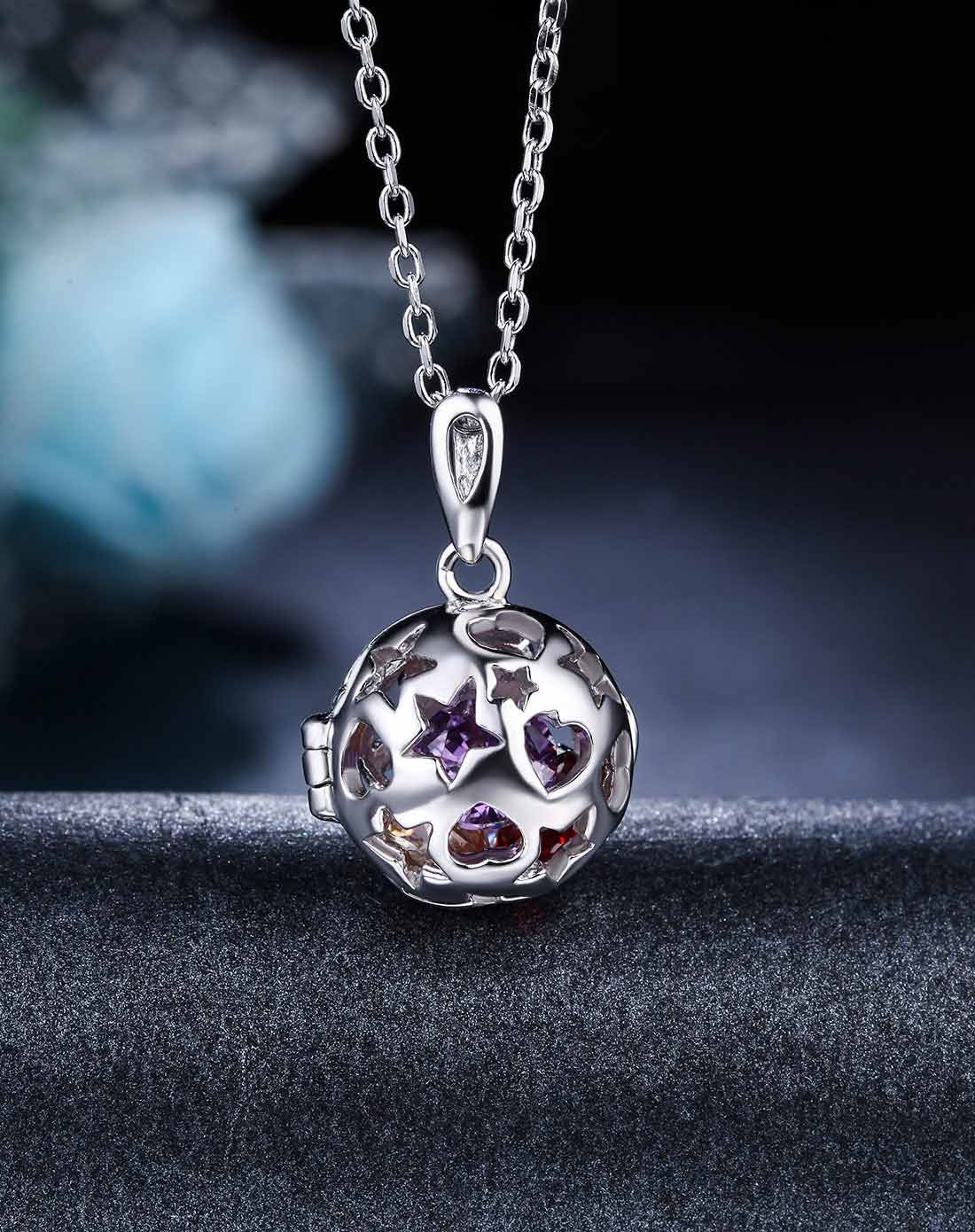 时尚镂空球套链