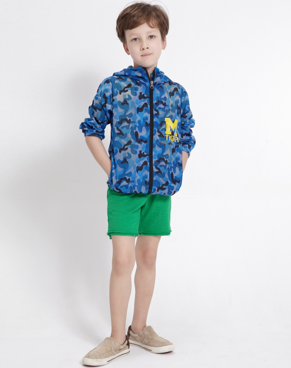 男童迷彩蓝防晒服