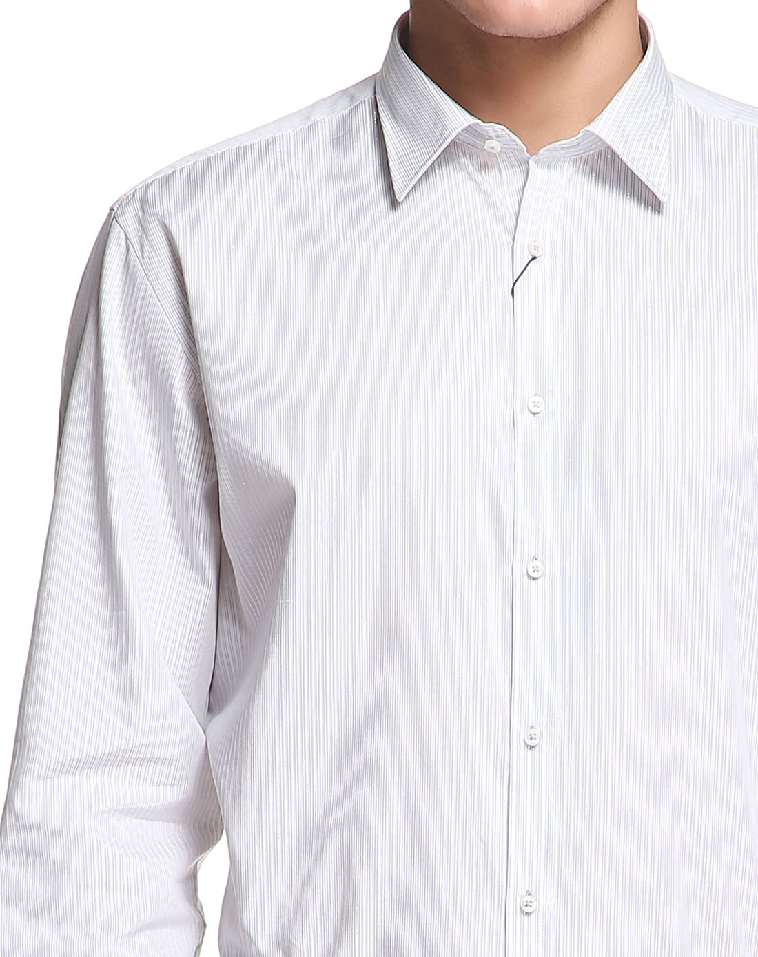 白/银色时尚潇洒长袖衬衫