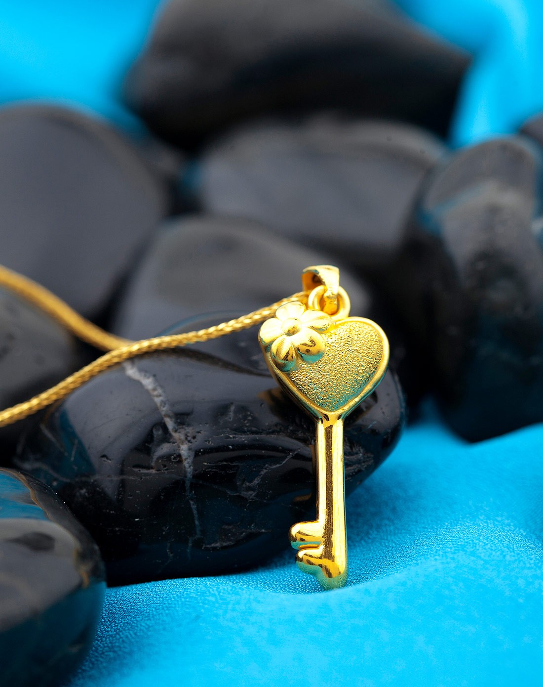 心锁 张万福新品3d硬金爱心钥匙吊坠