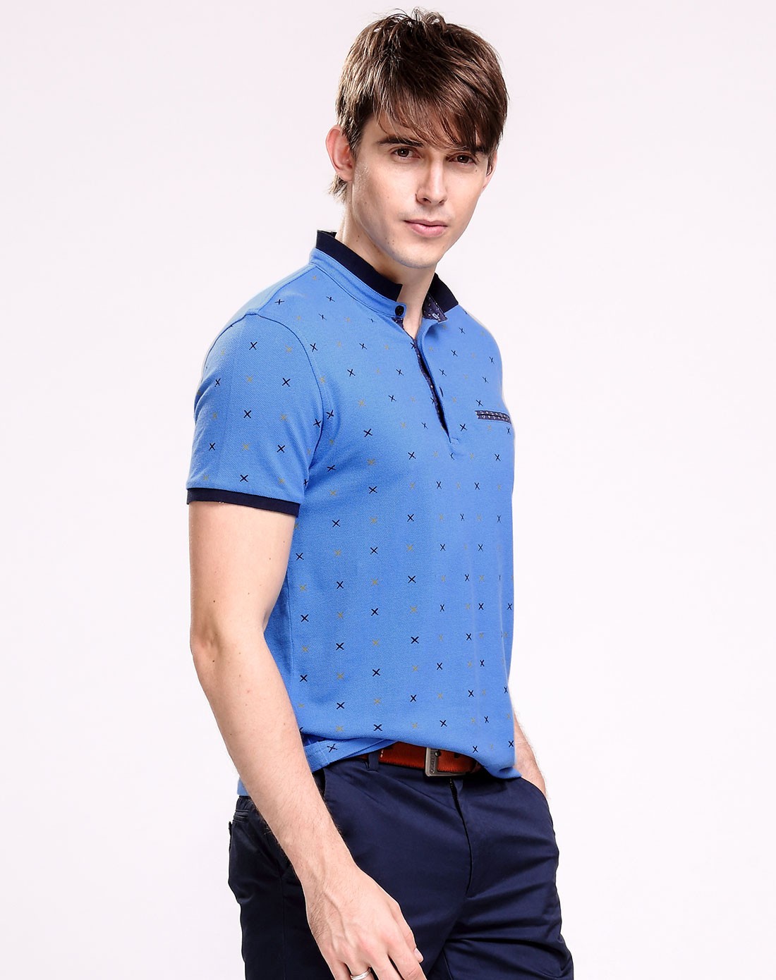 日常翻领纯色 男款浅蓝色短袖polo