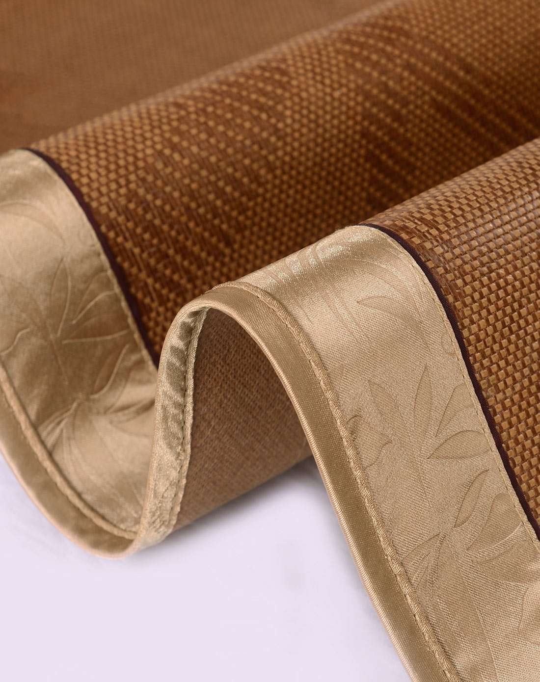 1.8m床仿藤席三件套藤花