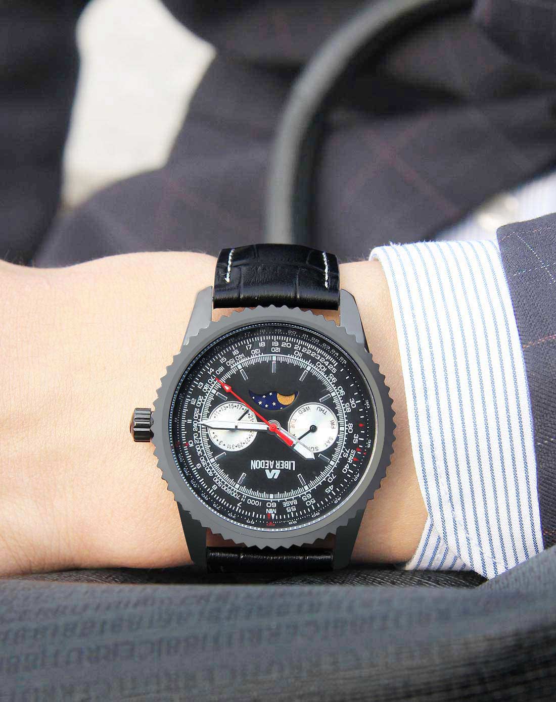 探险家系列黑盘皮带运动防水石英男表