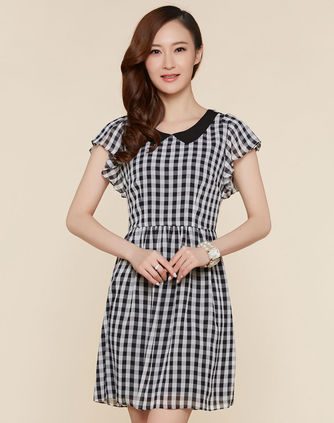 ozzo 时尚小翻领黑白大格纹收腰连衣裙