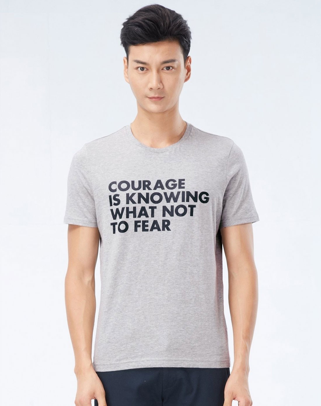 佐丹奴giordano男装专场 > 中花灰色问好绅士印花t恤