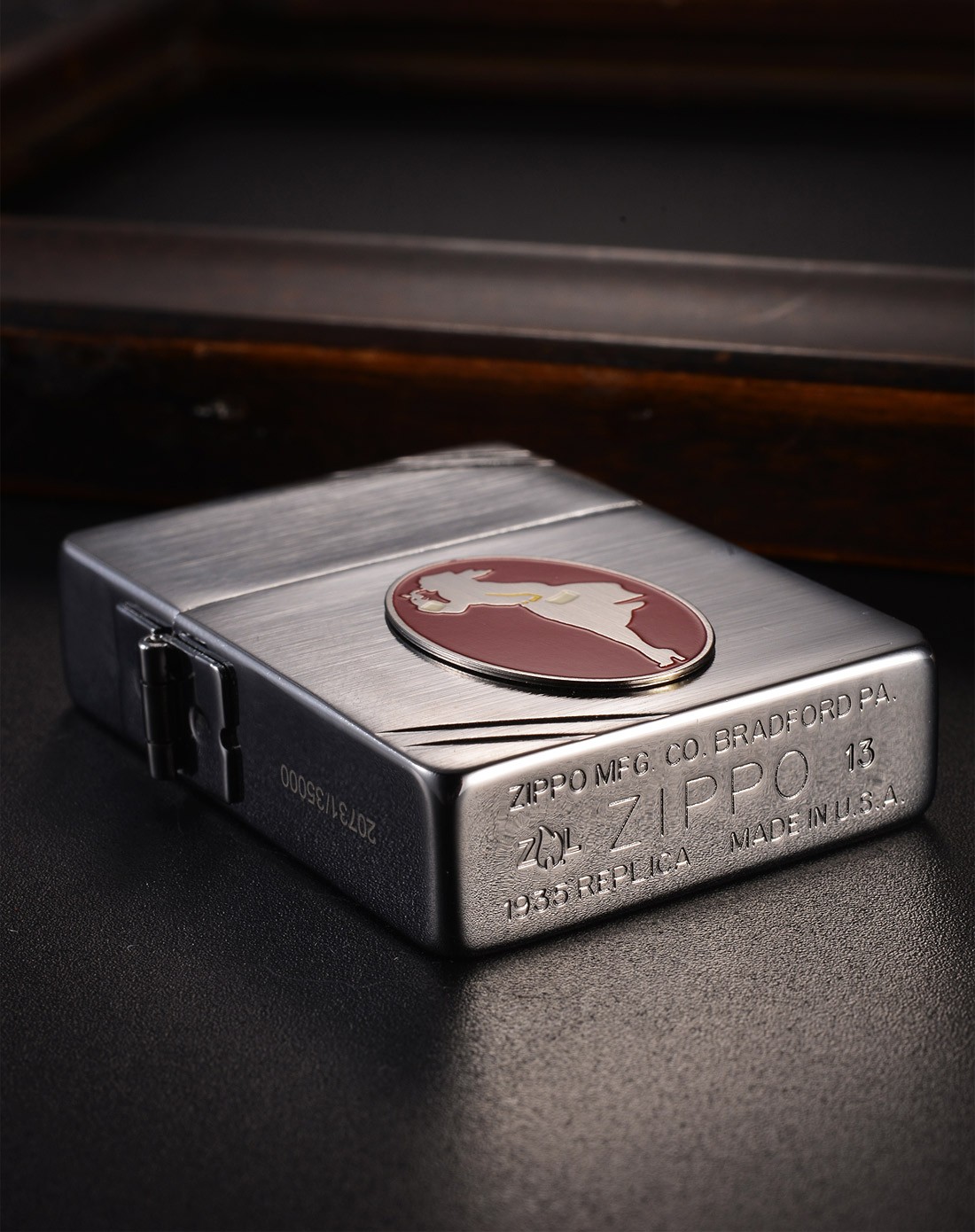 芝宝zippo打火机专场1935复刻风中女郎限量纪念版28729_唯品会