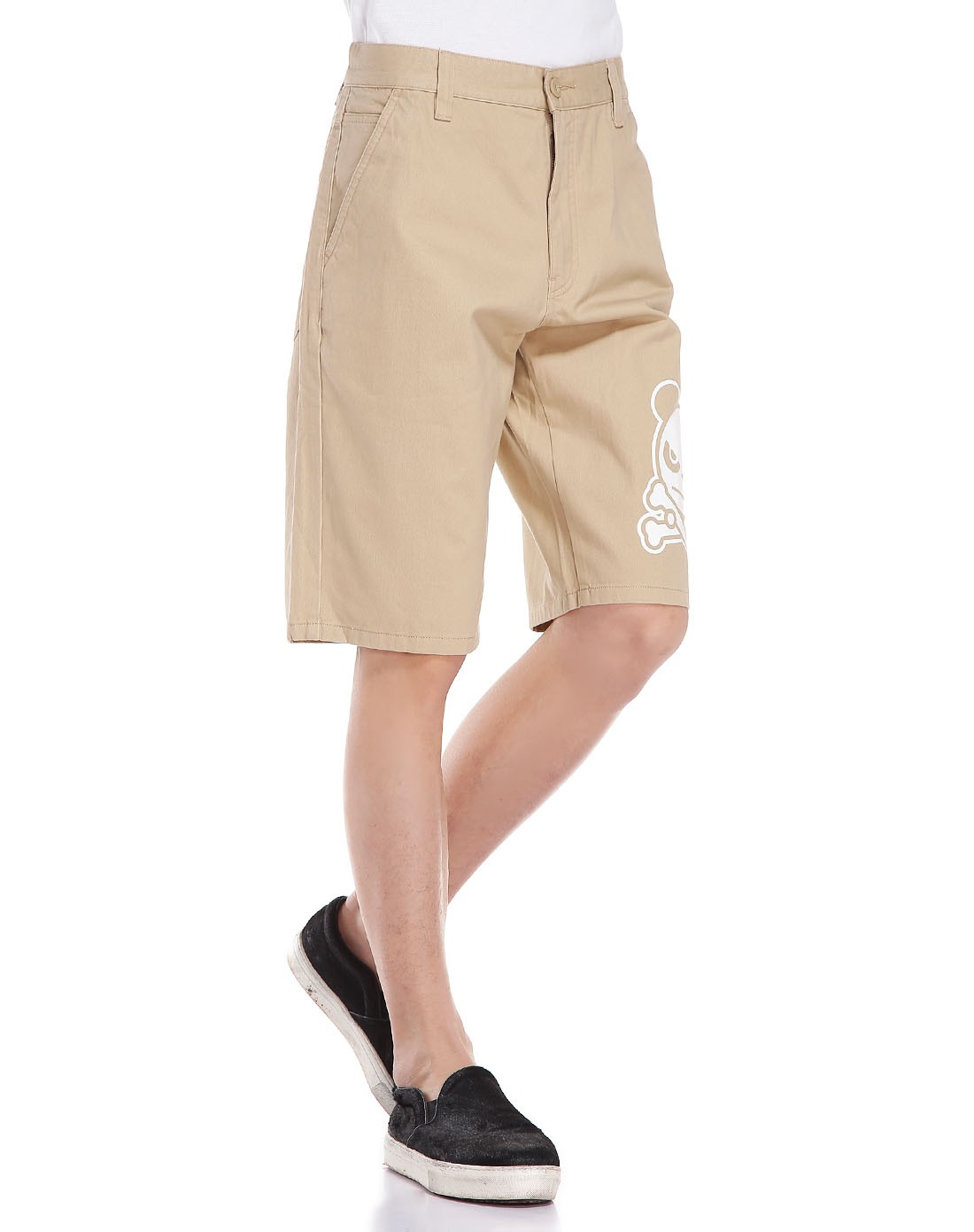 男款卡其色休闲时尚短裤