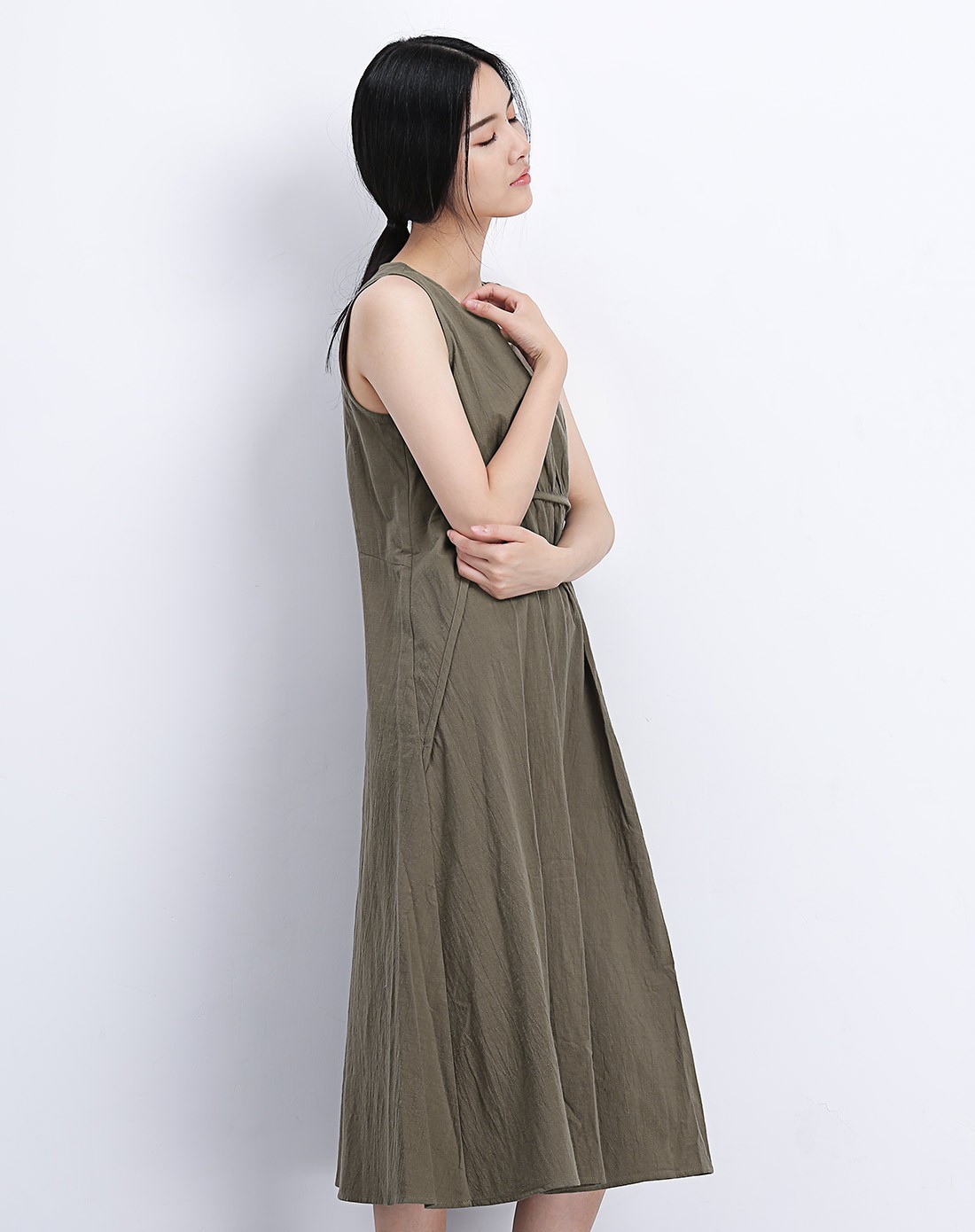 女式暗橄榄绿连衣裙