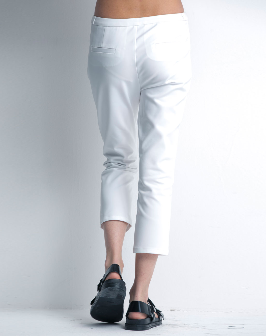 女款白色长裤