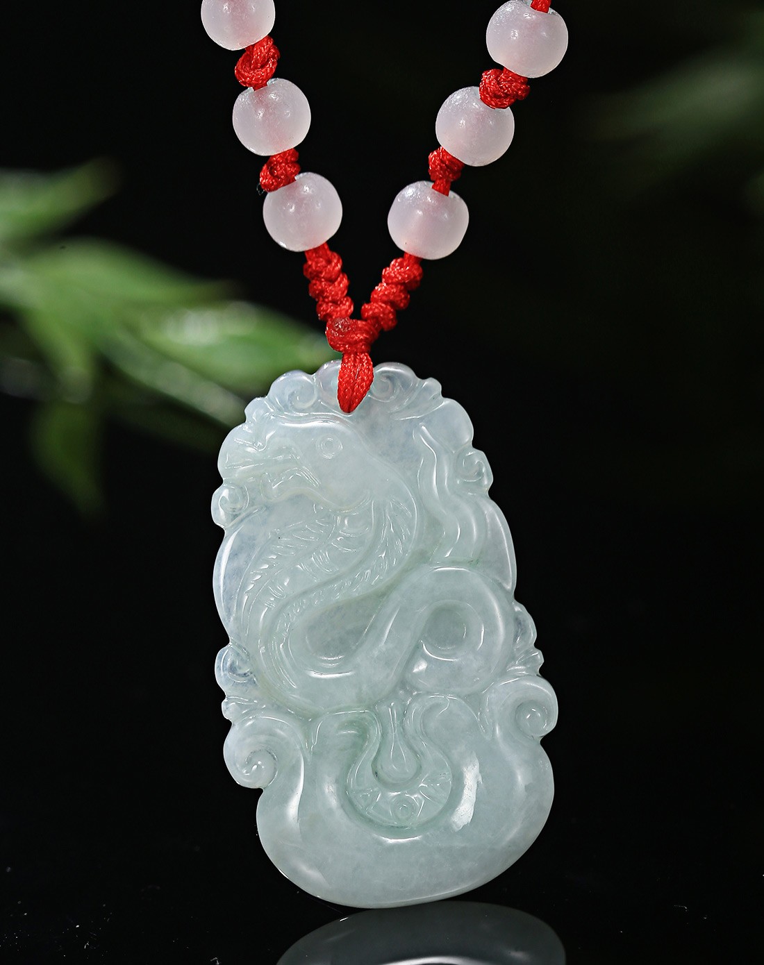 豆种豆绿生肖开心蛇天然翡翠吊坠a货附证书