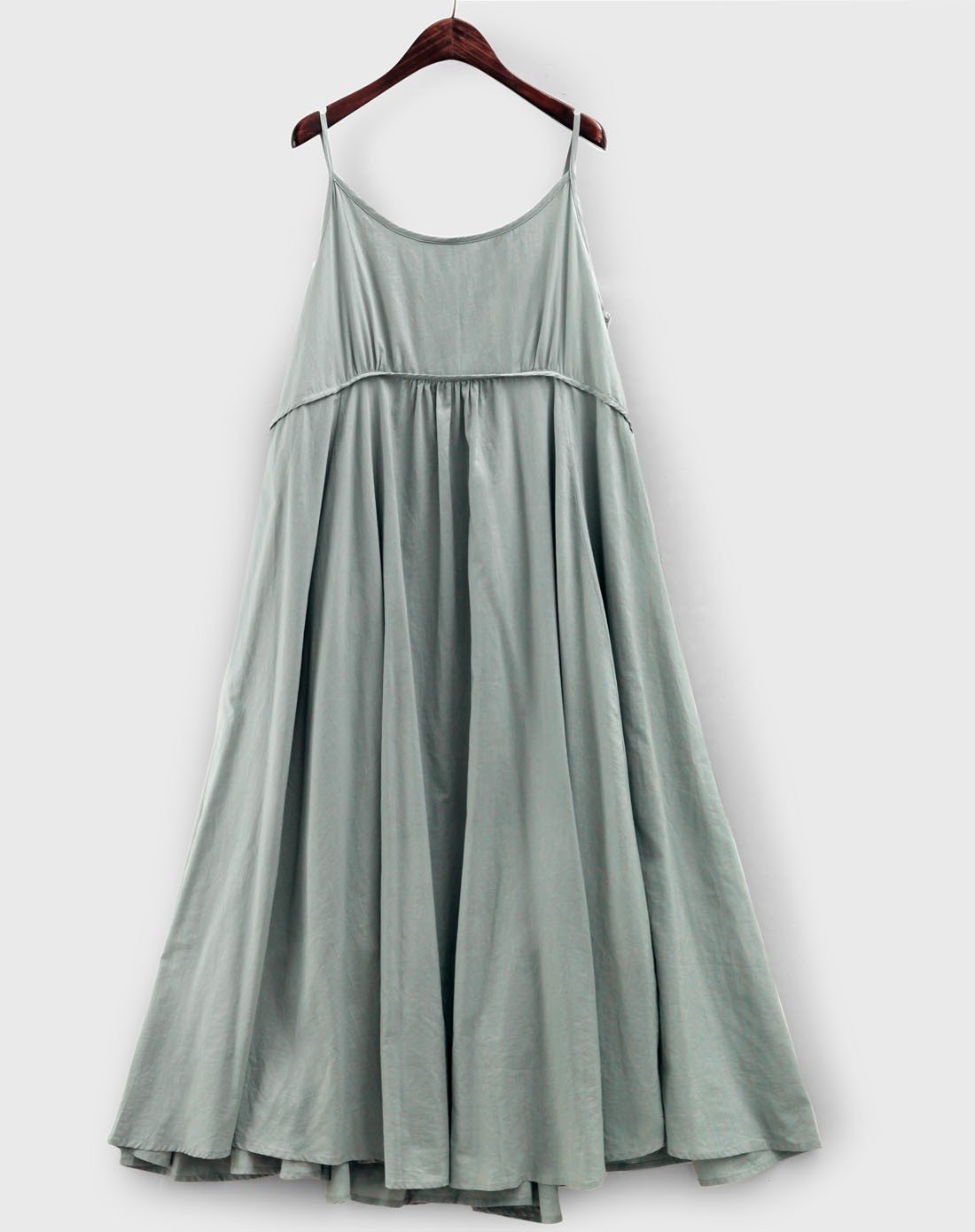 森宿sams tree女装移动专场气质灰 吊带设计感连衣裙241706607_唯品