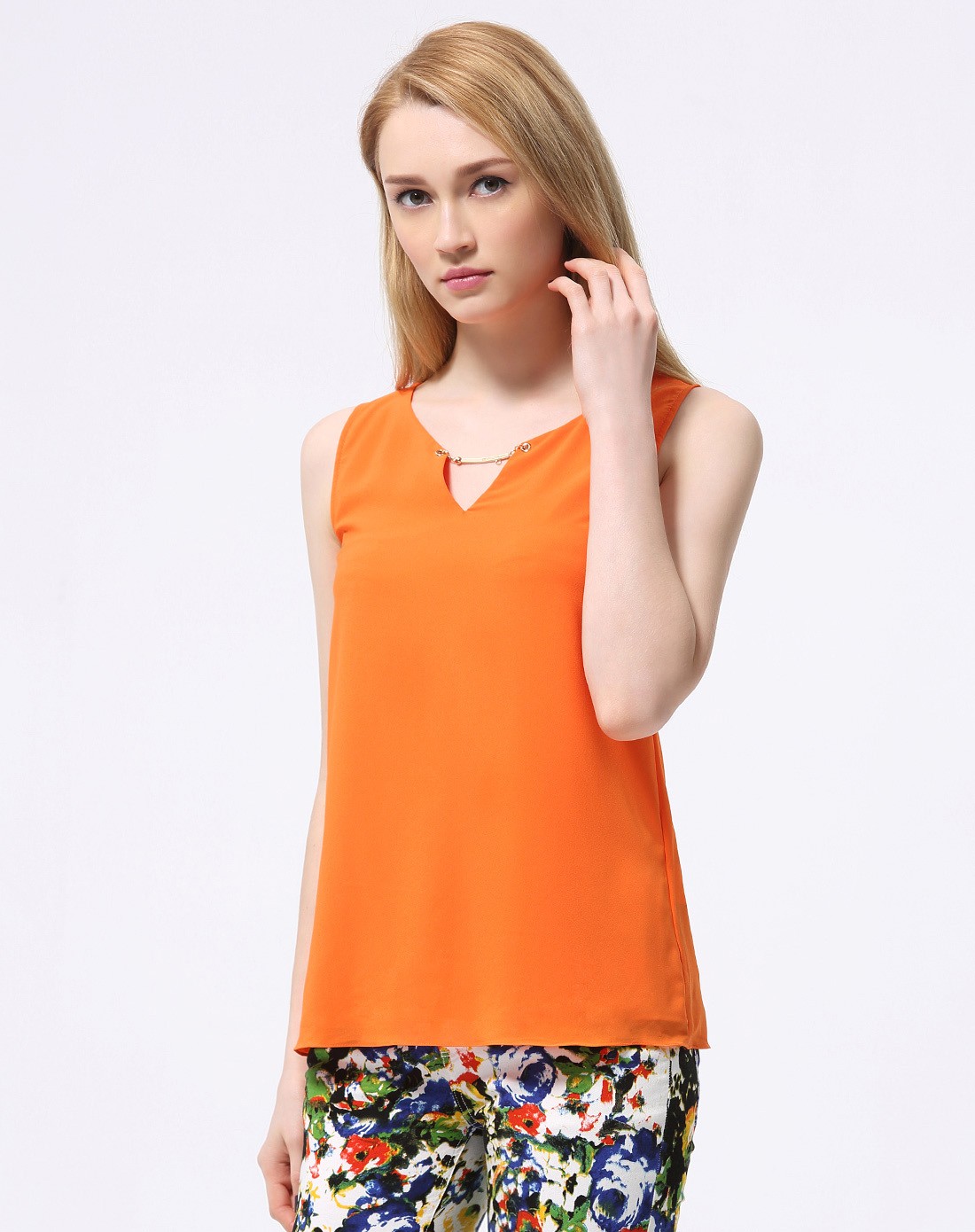 橙色活力时尚无袖上衣