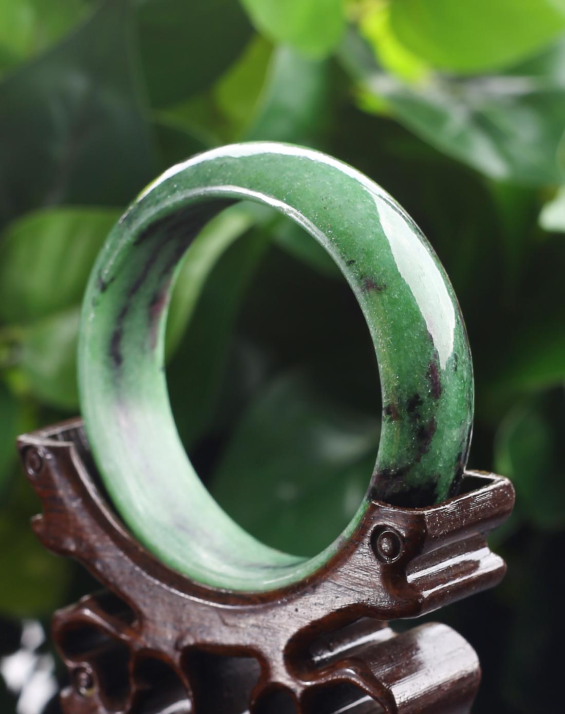 天然红绿宝石(黝帘石)手镯(国家权威认证)