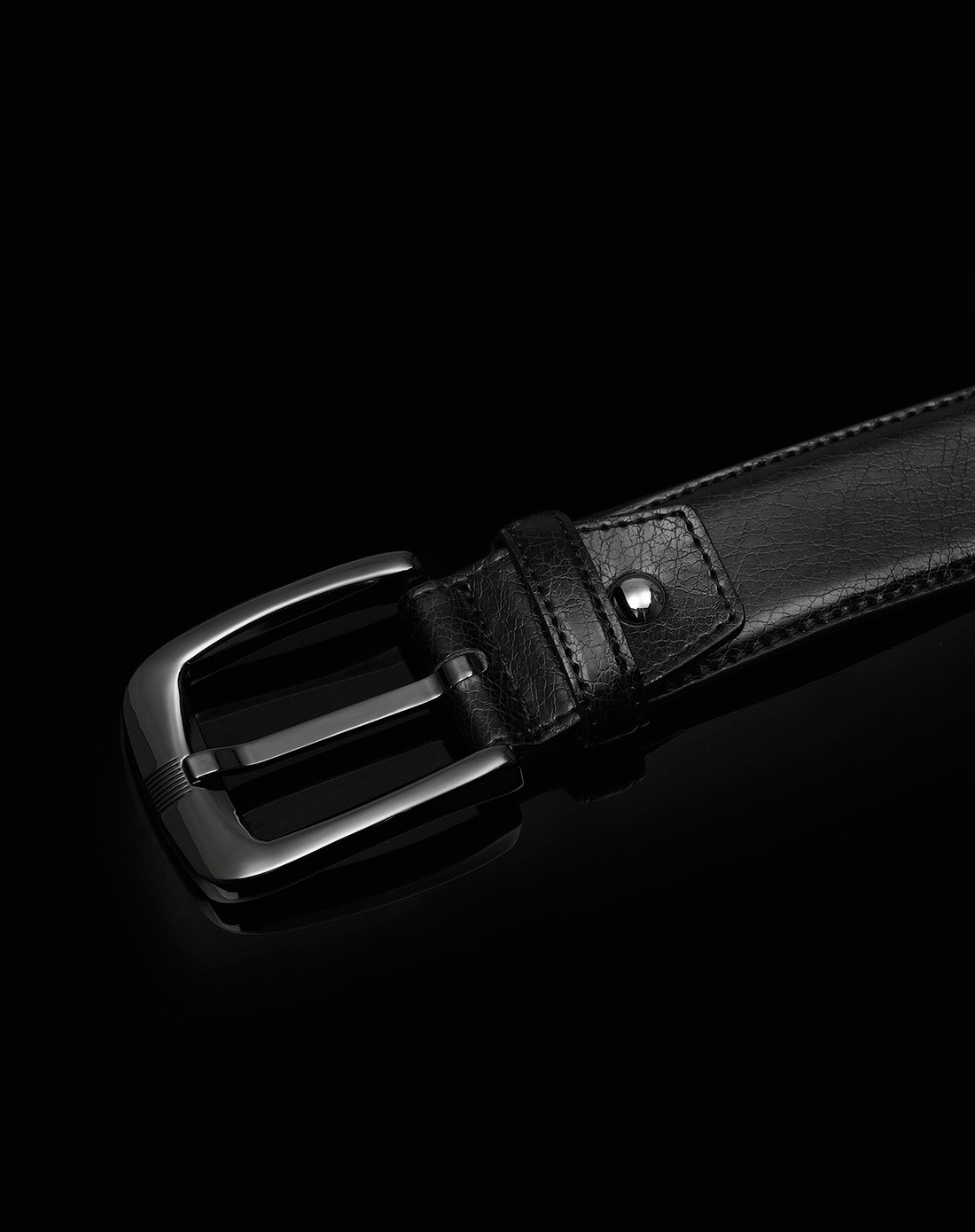 宽版休闲真空电镀枪色针扣黑色水晶纹牛皮皮带