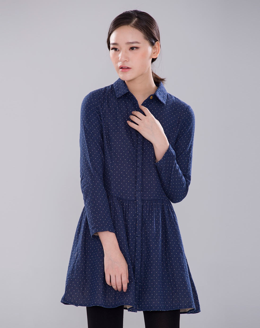 深蓝色日系纯棉舒适长袖开襟连衣裙