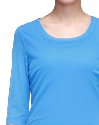 中蓝色圆领百搭六分袖上衣