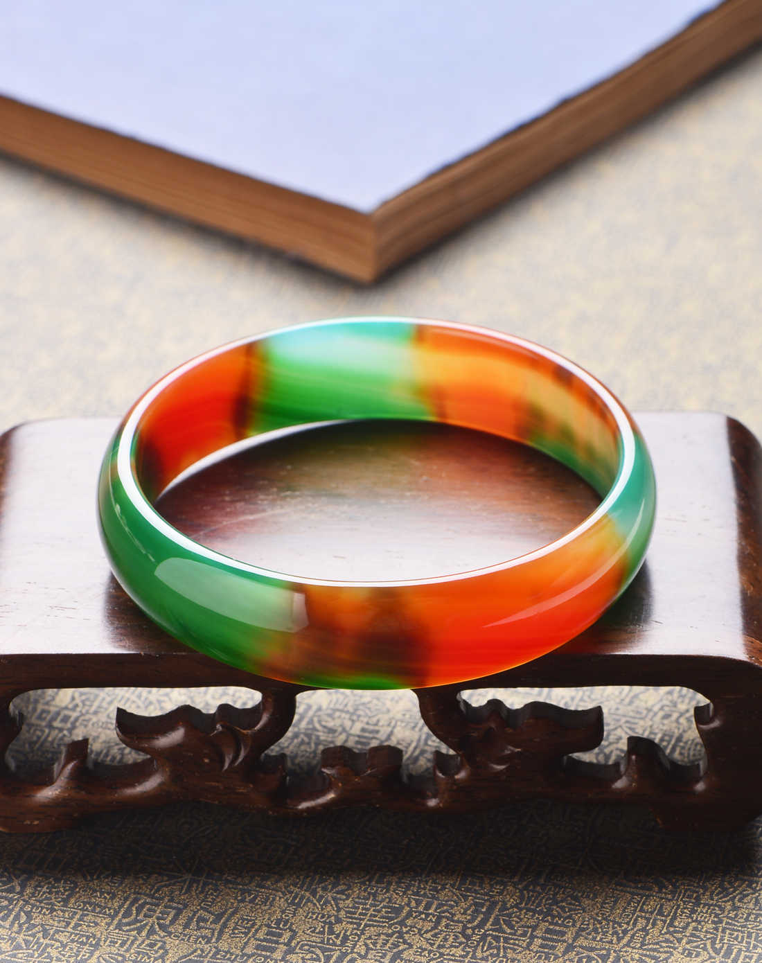 彩色玛瑙时尚手镯