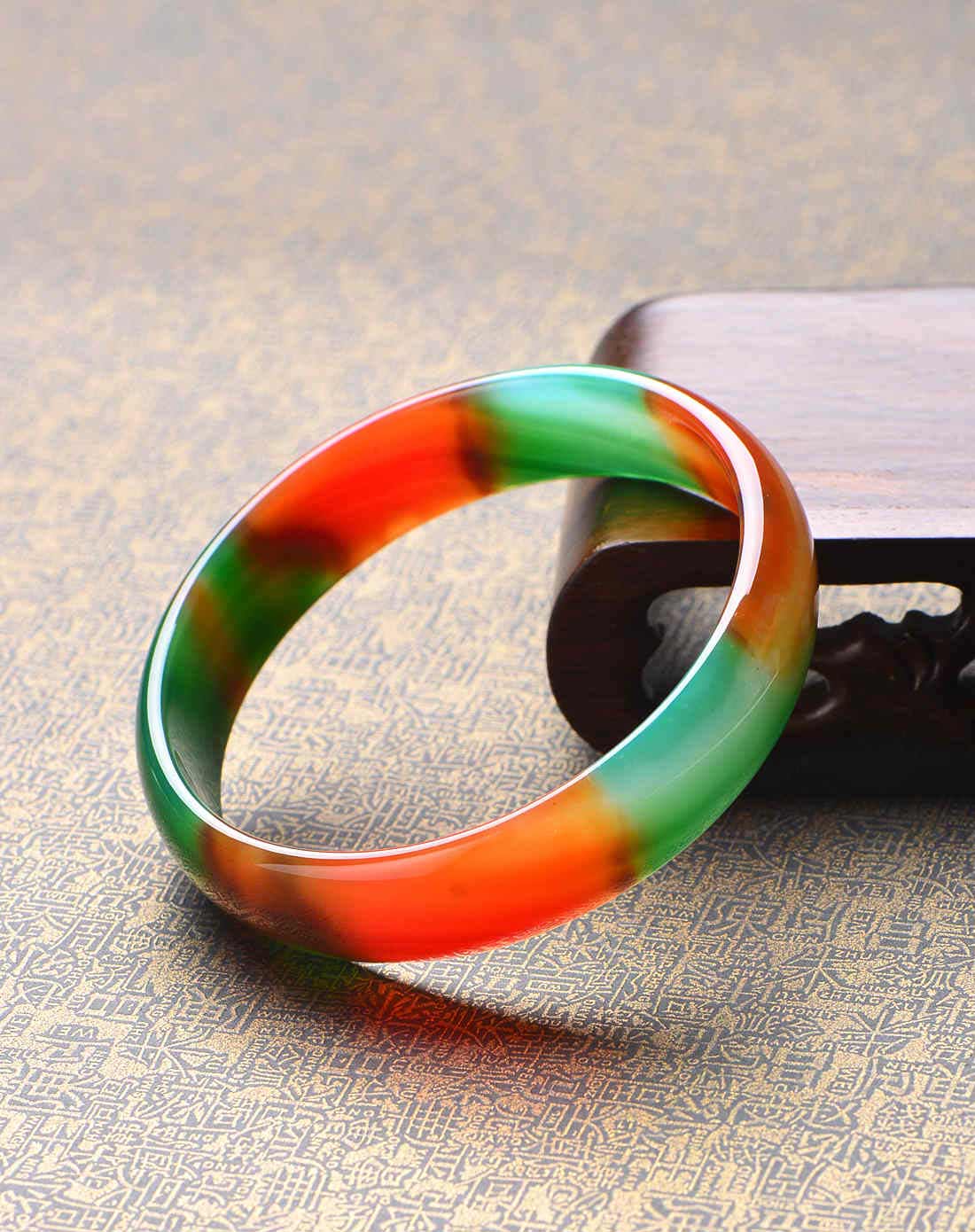 彩色玛瑙时尚手镯