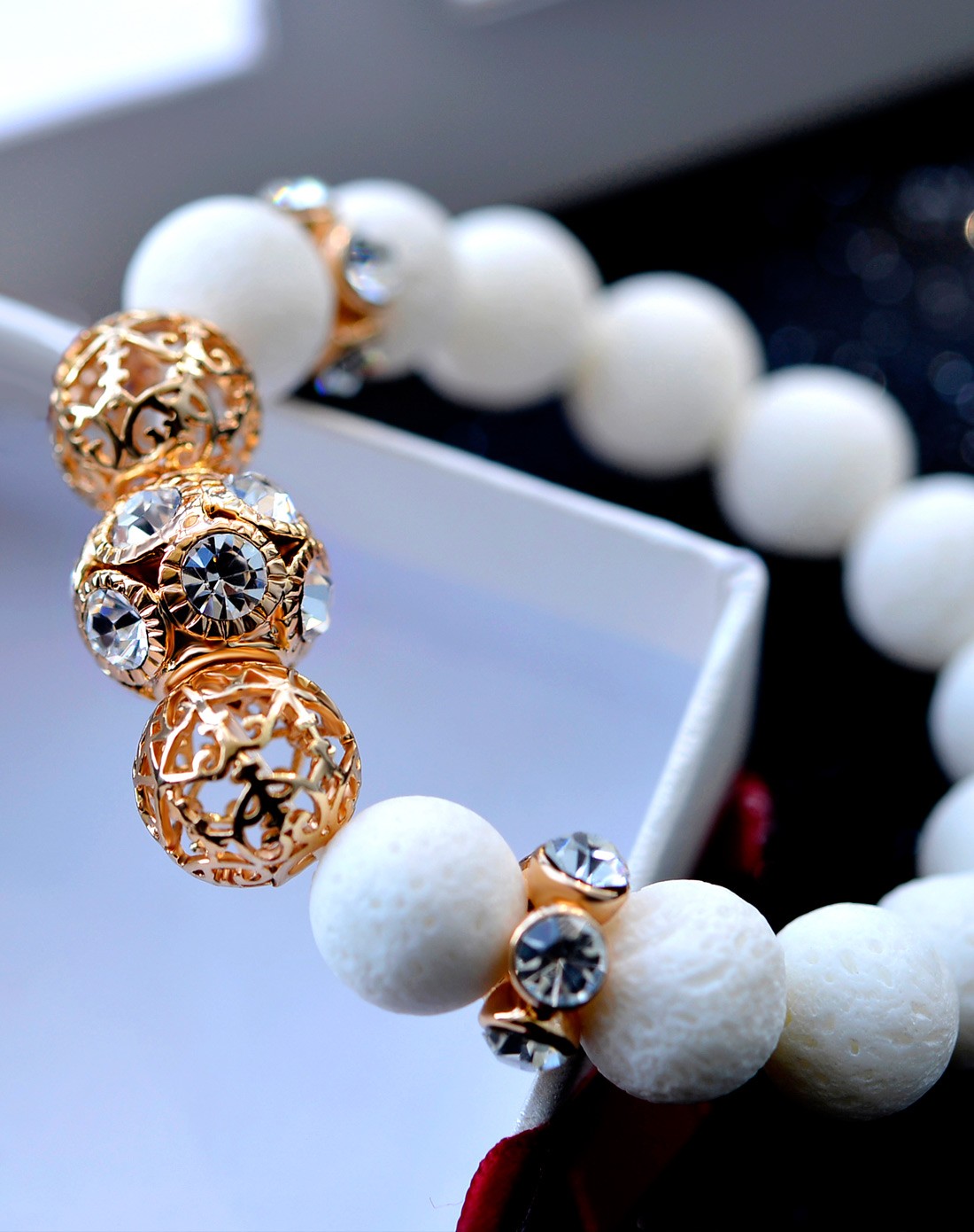 蛟蓓饰品专场 > 苏克雷白珊瑚手链-白色