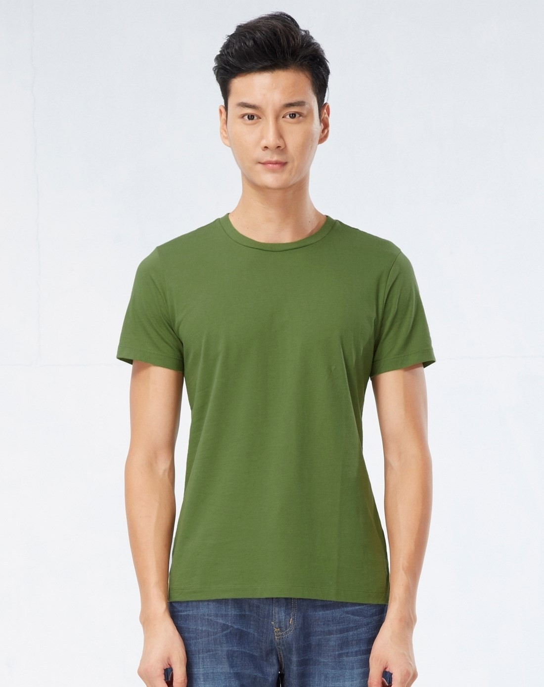 云杉绿色纯棉素色圆领休闲t恤