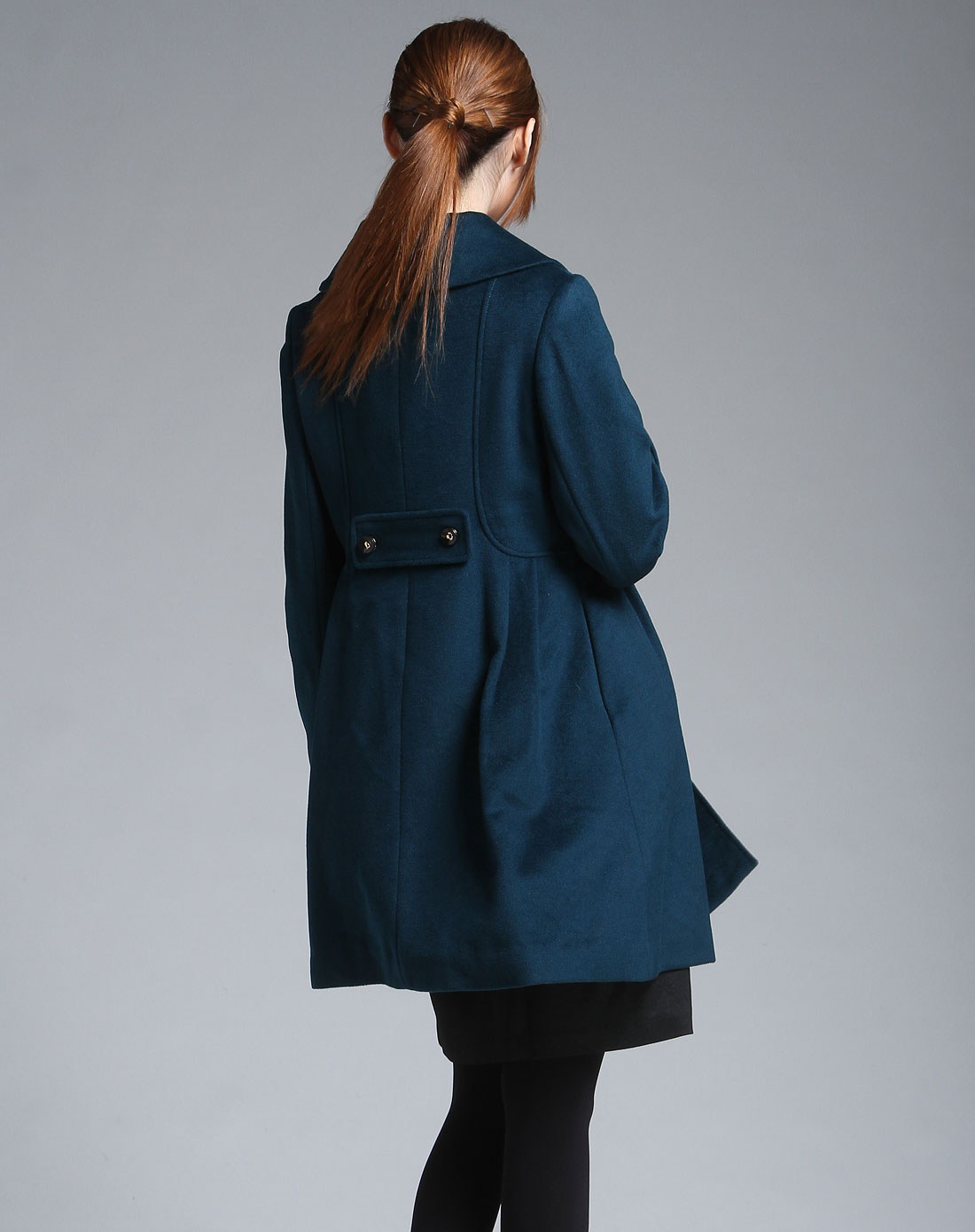 蓝绿色翻领简约长袖大衣