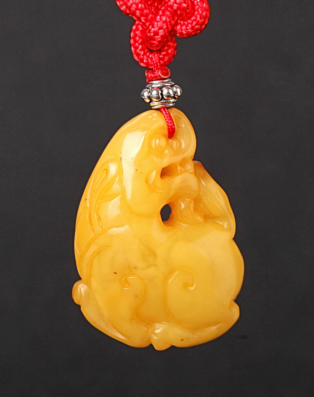 独家发售 麒麟献福 天然琥珀老蜜蜡吊坠