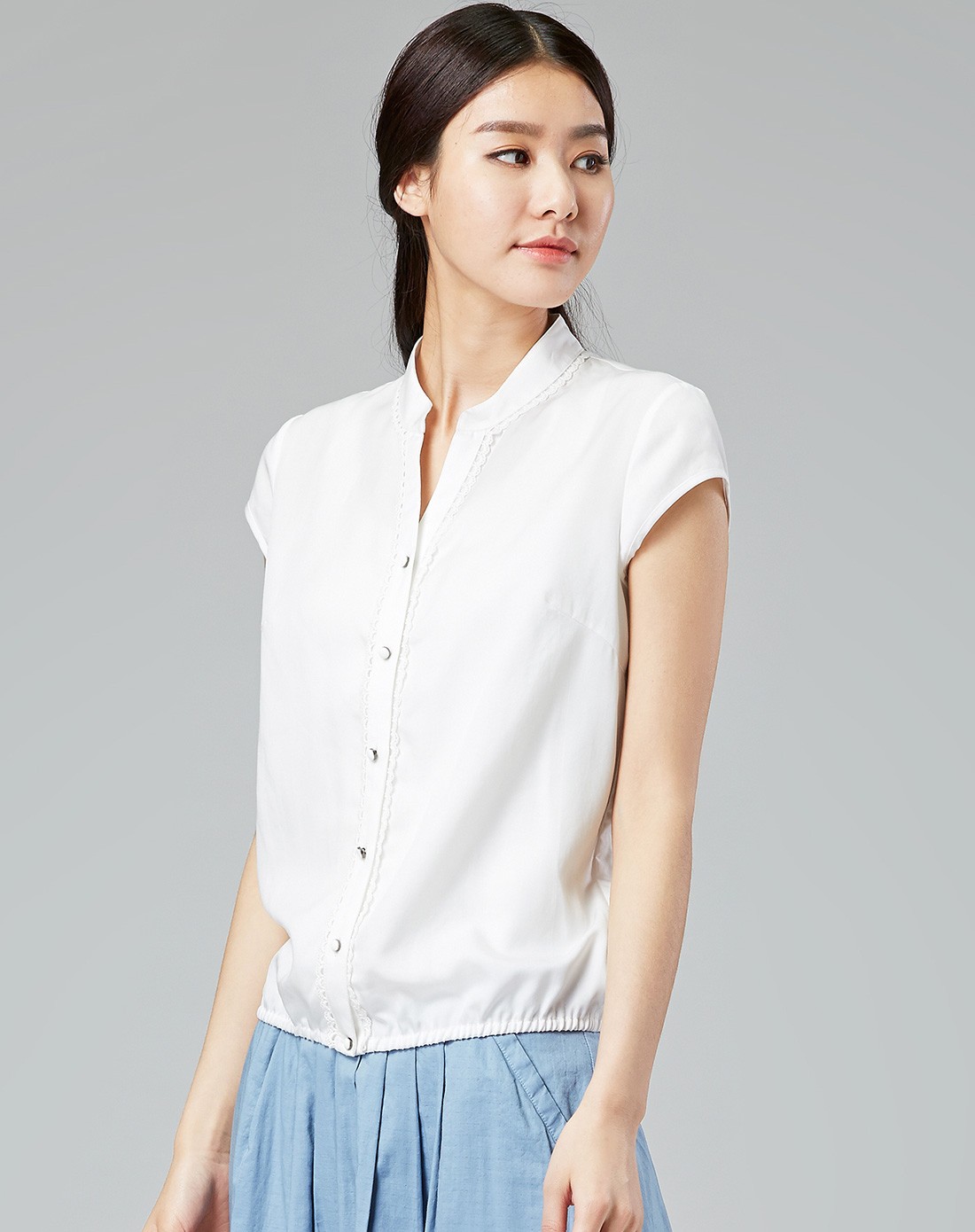 清新花边门襟小立领衬衫