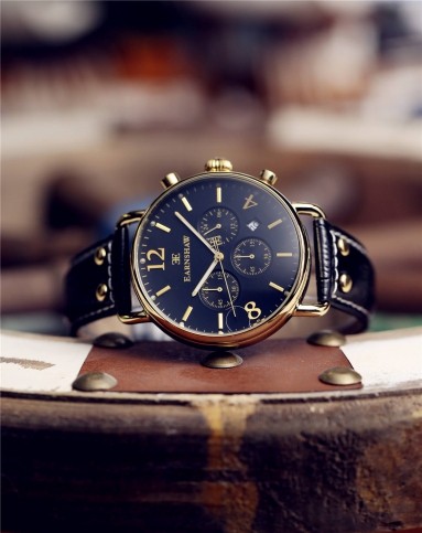 thomas earnshaw 侦察着系列三眼石英男表