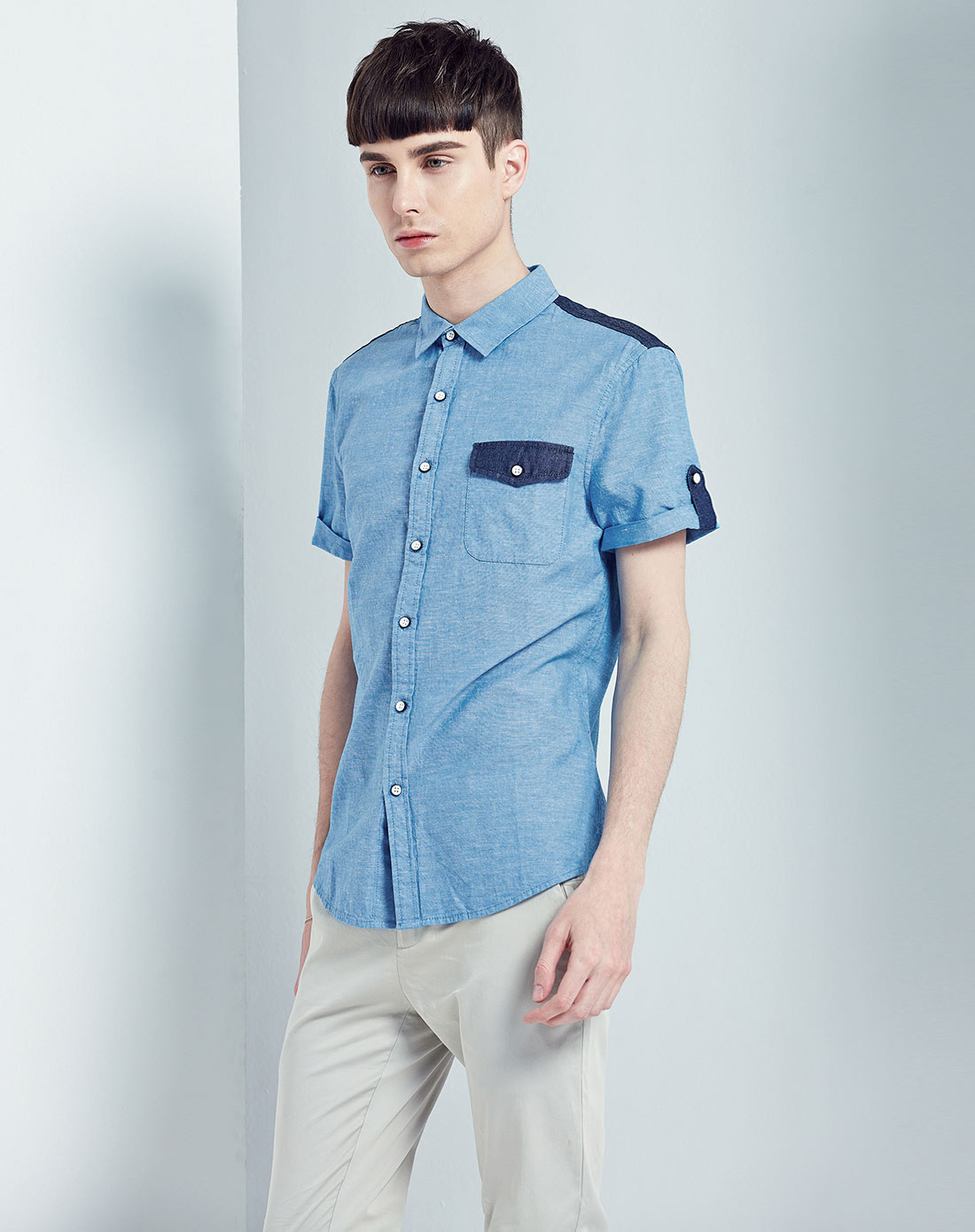 瑞弗史东riverstone男装专场 > 冰蓝色时尚潮流短袖衬衫