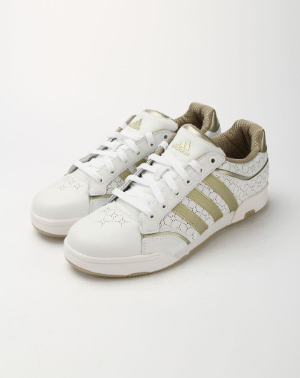 男子白色网球鞋