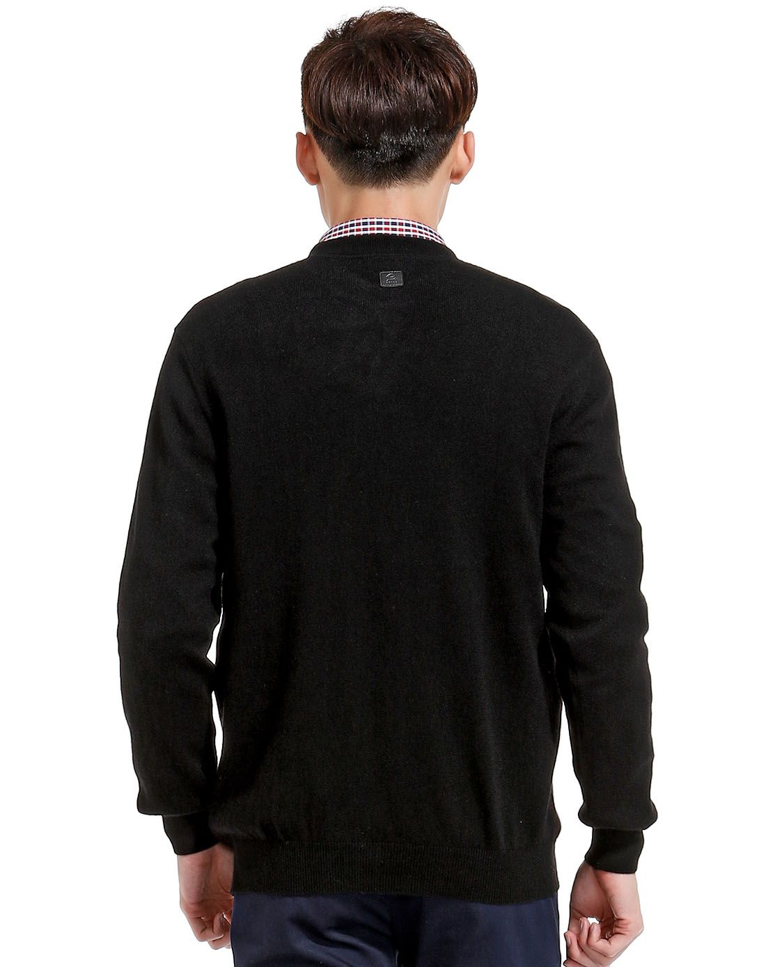 男纯黑圆领虚提男套衫