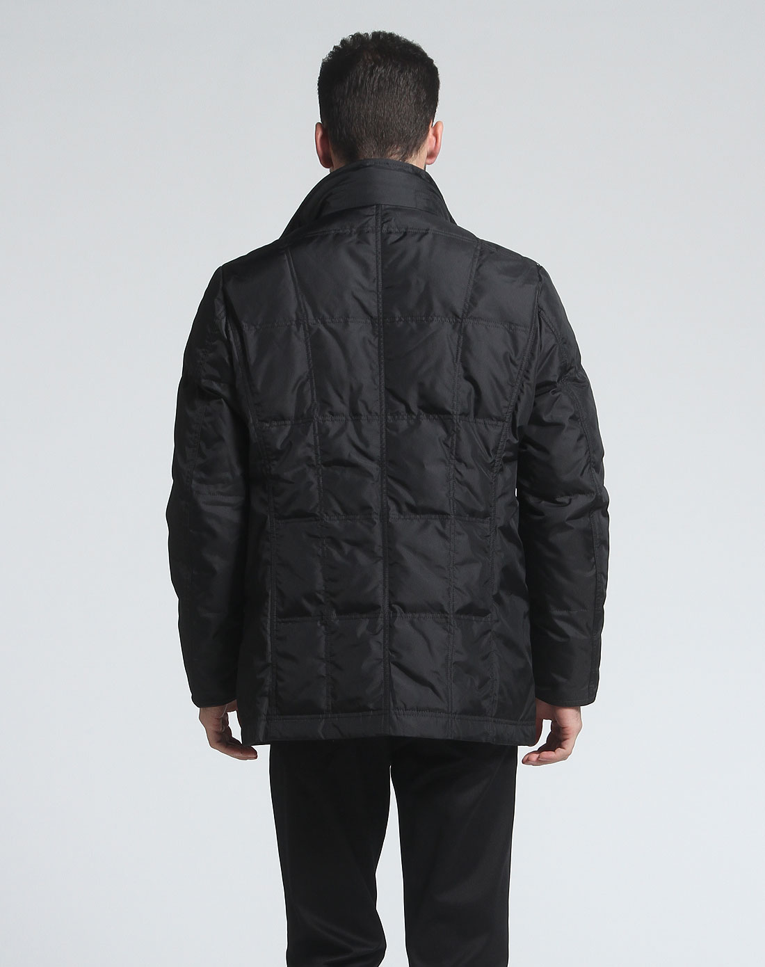 夏利豪charriol男装专场-黑色连帽立领拉链长袖羽绒服