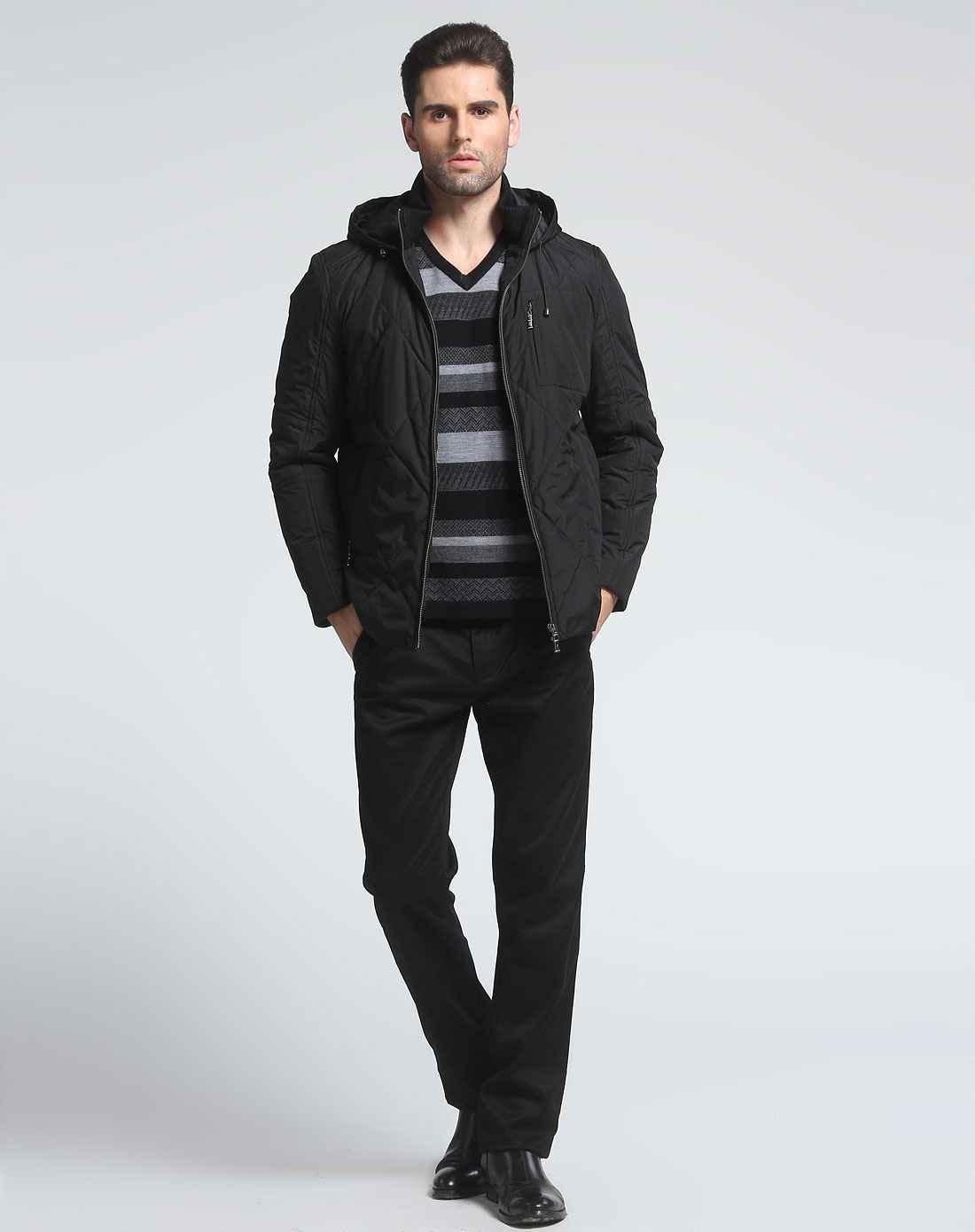 夏利豪charriol男装专场-黑色连帽拉链净线长袖棉褛