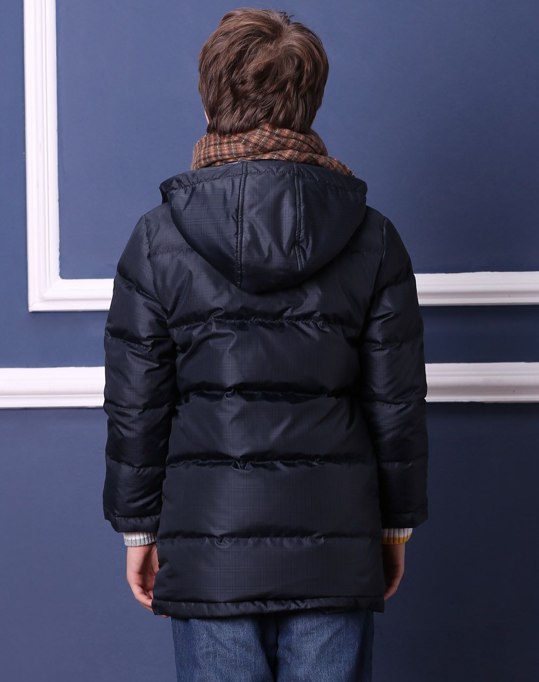 小猪班纳 男童蓝色织格童带帽长款羽绒服