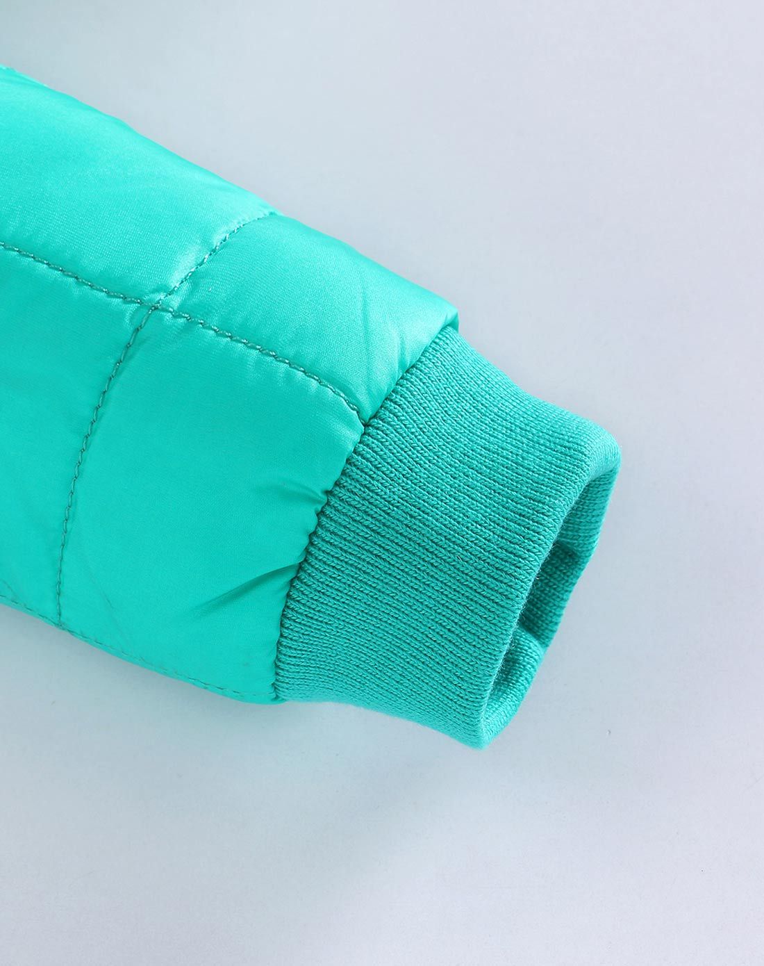 女童深果绿飞袖内胆上衣