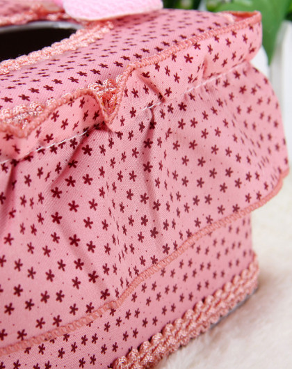 蝴蝶结田园粉点纸巾盒