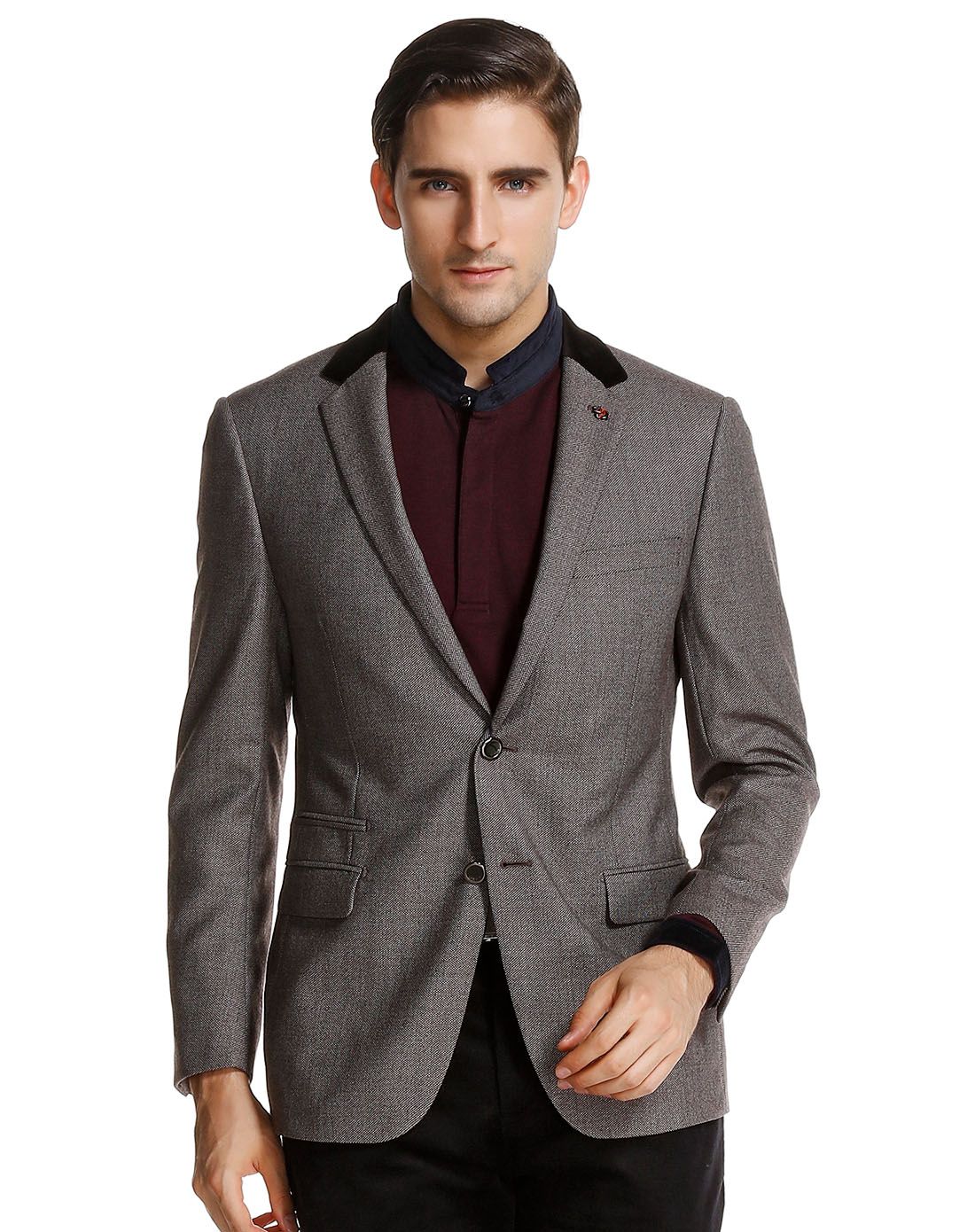 浅咖色经典商务休闲长袖西装