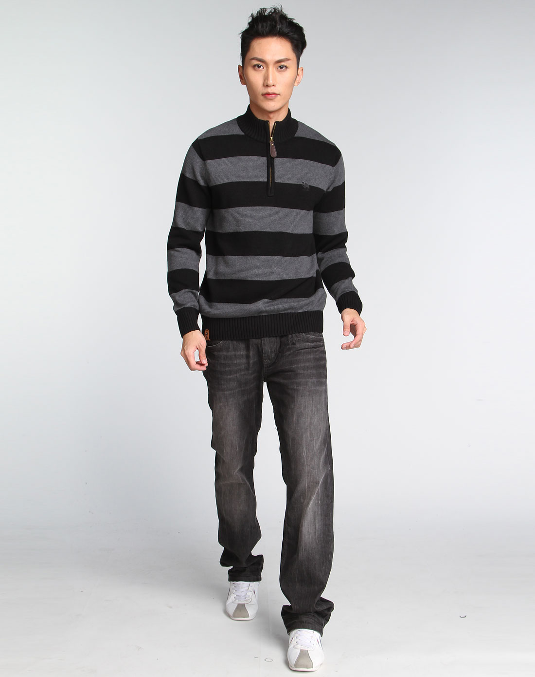 美国骆驼can·torp男装-男款黑色时尚条纹长袖毛衣