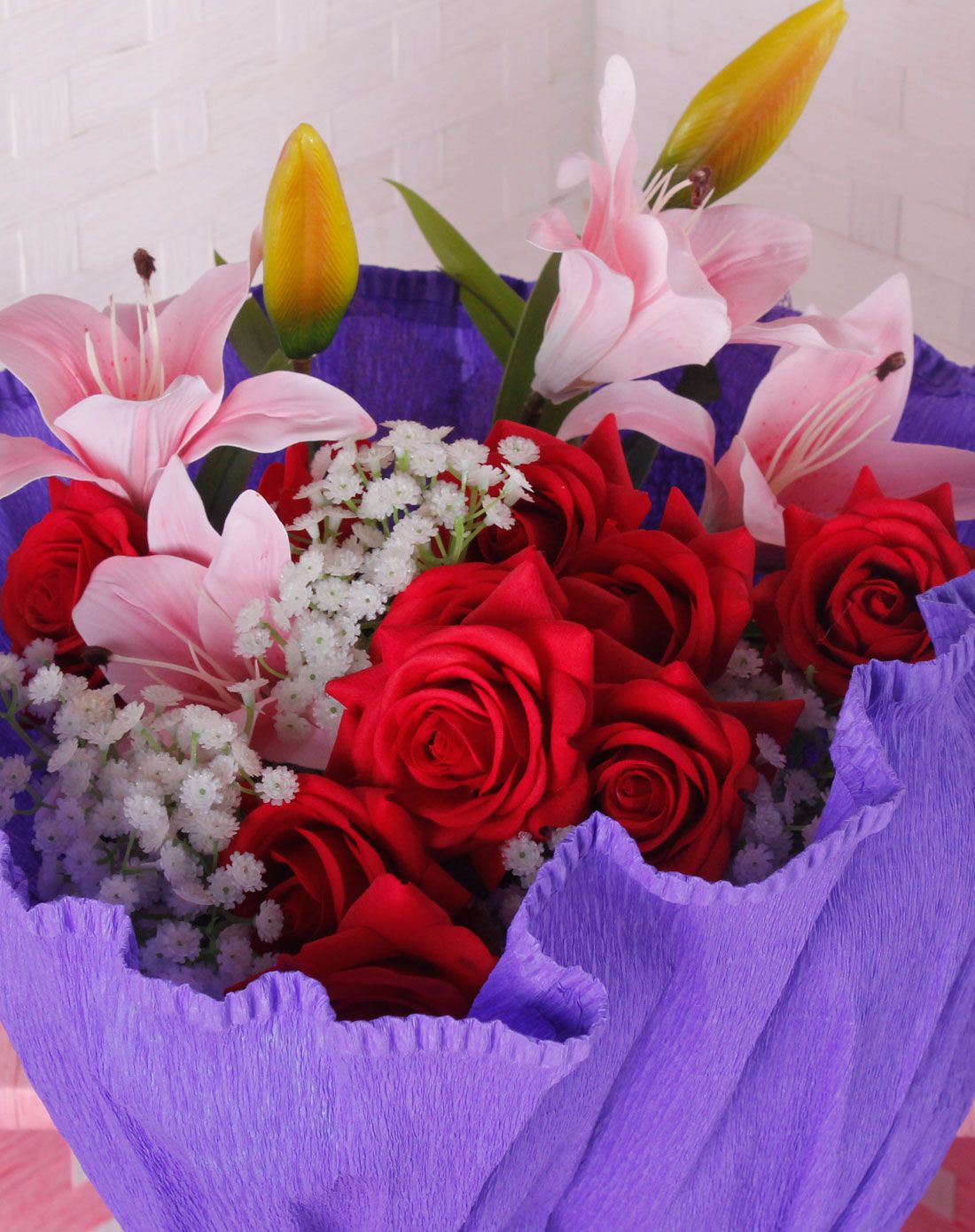 (新款)仿真花束(红玫瑰 百合 满天星)