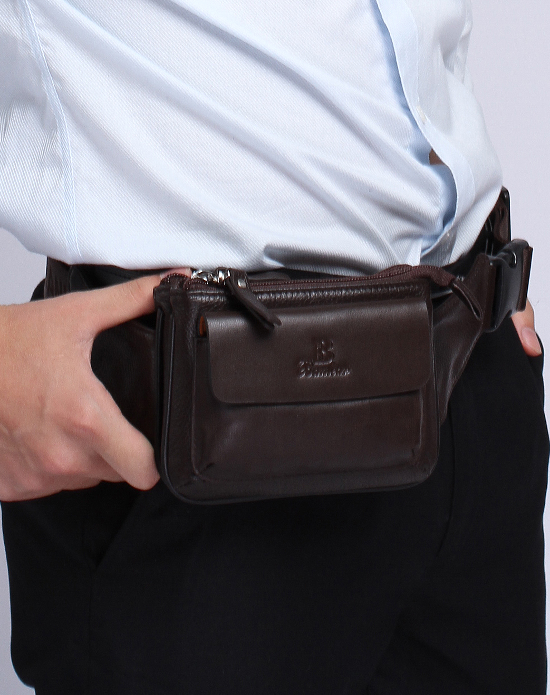 男款啡色休闲实用软皮质腰包