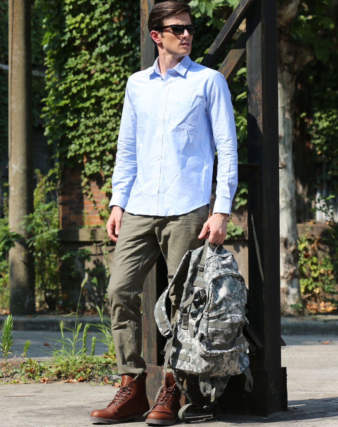 男浅蓝蛟龙号制服衬衫